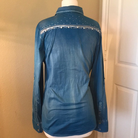 Vintage Roar Bling Button Down - Picture 4 of 8